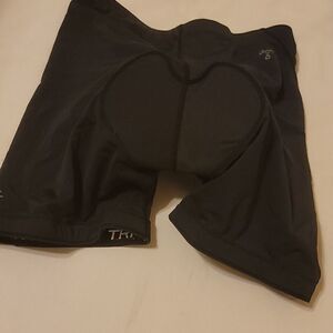 Triayl biking shorts size small